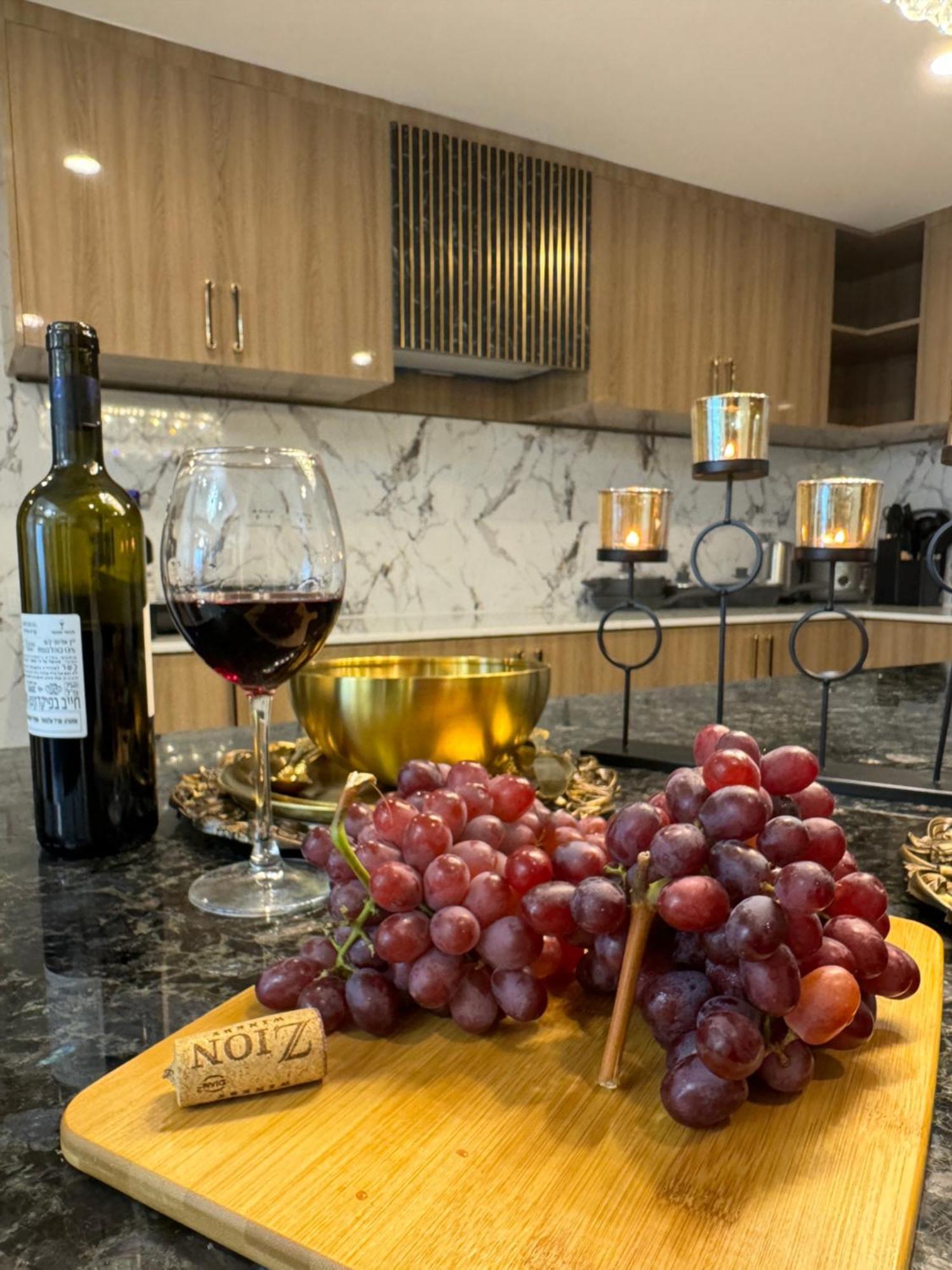 Makati Prime Luxury Apartment Manila Ngoại thất bức ảnh
